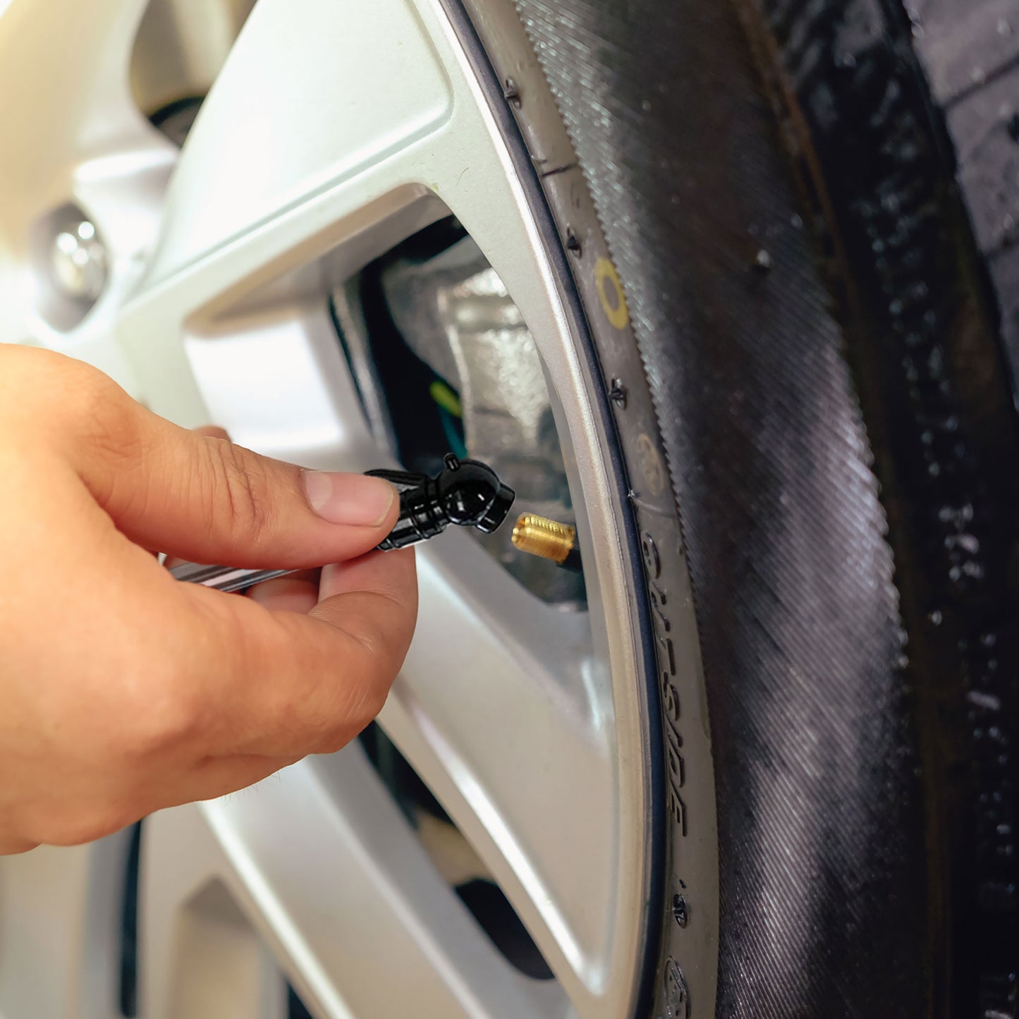 STP® Premium Emergency Roadside Kit